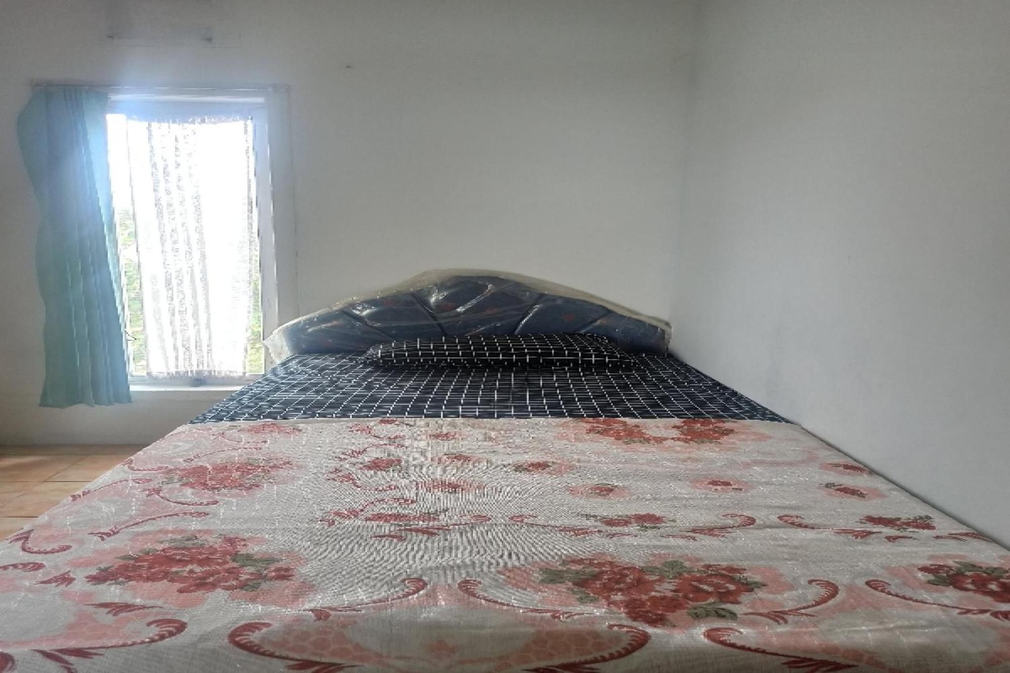 Oyo Life 91339 Pondok Kost Aulia Syariah Garut Kültér fotó
